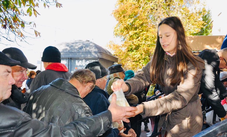 Russia Feed the Hungry