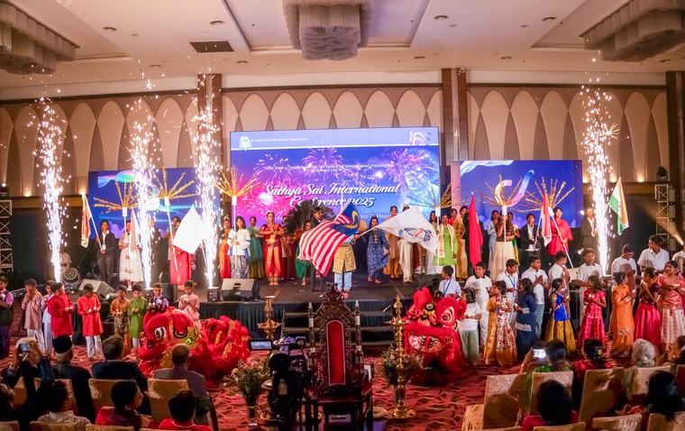 Malaysia Opening 03