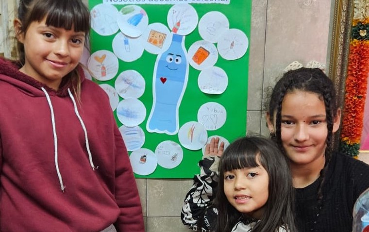 Argentina Casita Sai Varela Recycling Craft 03