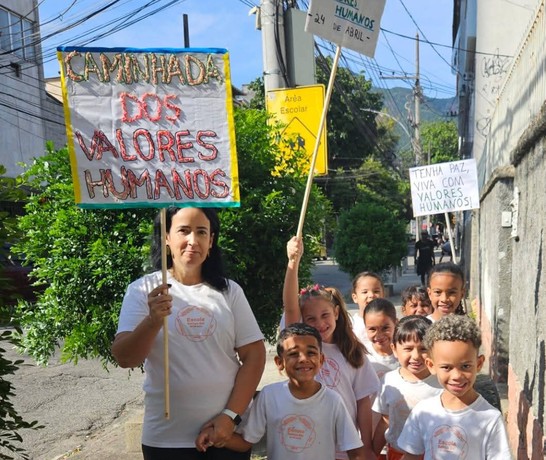 Brazil Walk World Values Day Vila Isabel 07