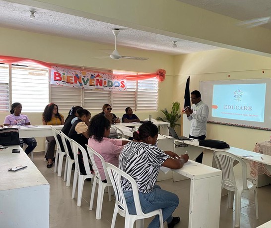 Dominican Republic Ceicoce School Educare Teacher Training 03