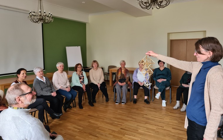 Lithuania Harmonycreativity Seminar Presenter 03