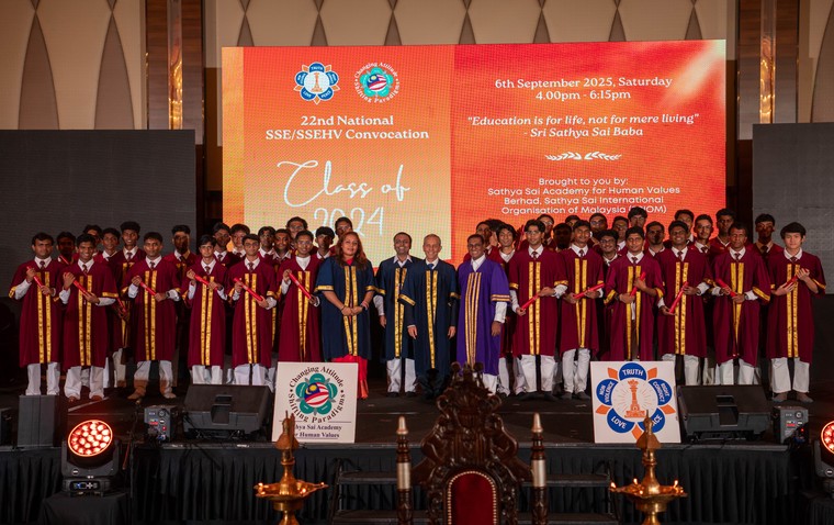 Malaysia Ssehv Convocation Student Choir 02