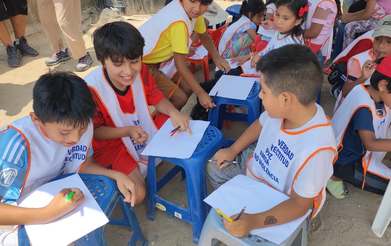 Peru Ehv Huarochiri Children Writing Activity 05