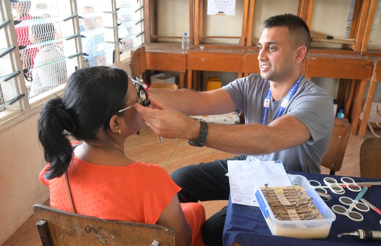 Fiji Optometry Screening 06