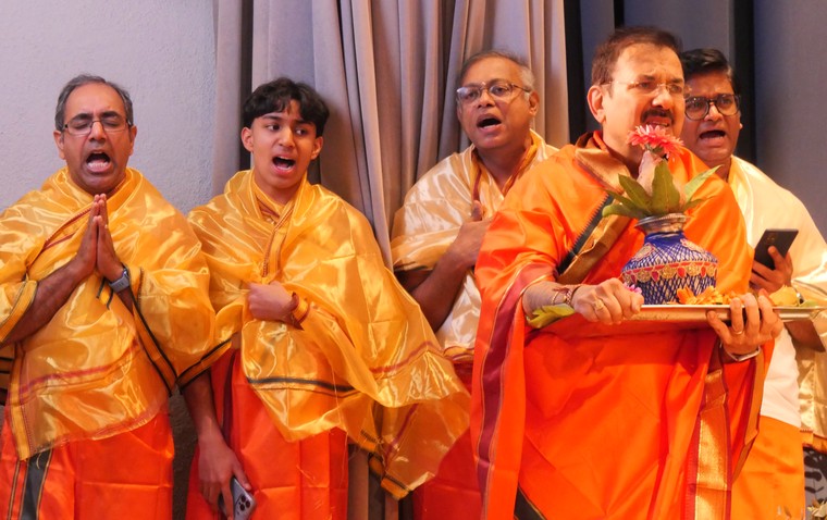 Switzerland Vedic Singers Performing 01