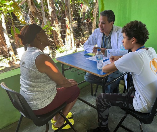 Dominican Republic Medical 02