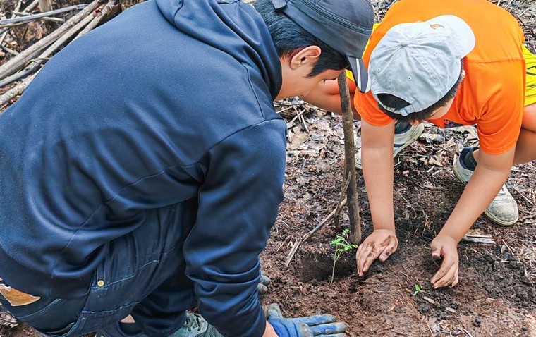 El Salvador Tree Planting 04