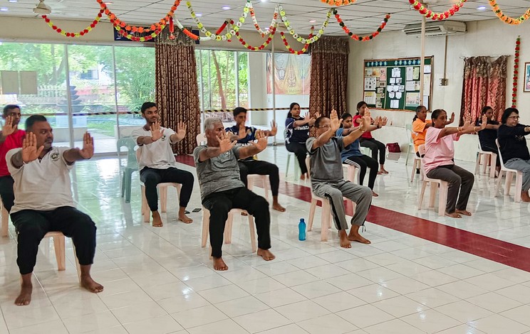 Malaysia Chair Zumba 02