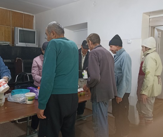 Kyrgyzstan Feeding 02