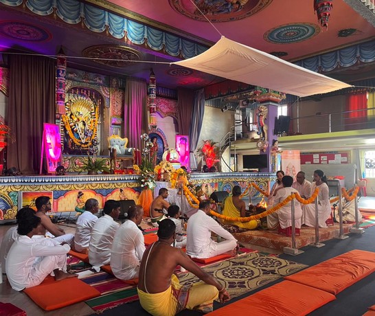 Mauritius Veda Chanting 02